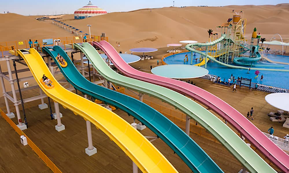 水上乐园设施有很多好玩的水上游乐项目