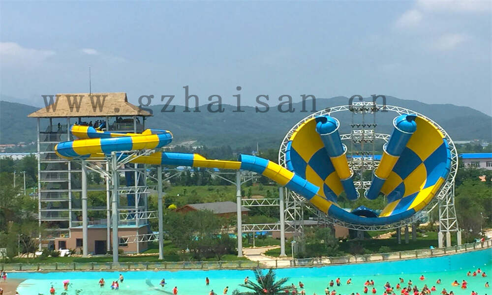 AI融合科技与欢乐：水上乐园设备的创新融合