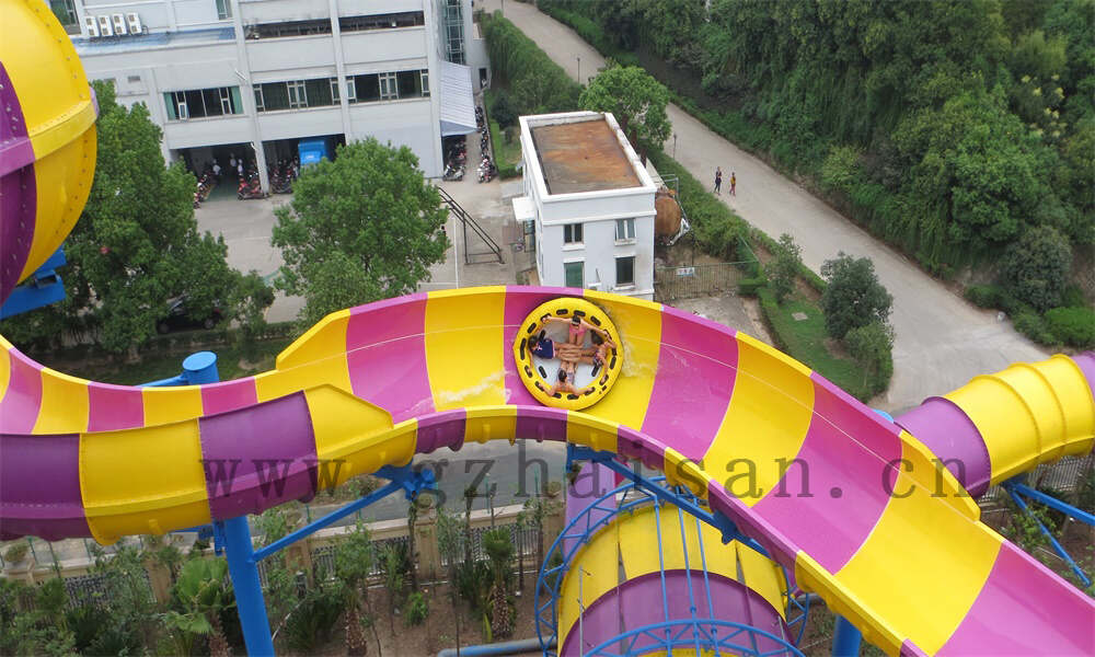 巧用水上乐园设备搭配，打造受欢迎的园子